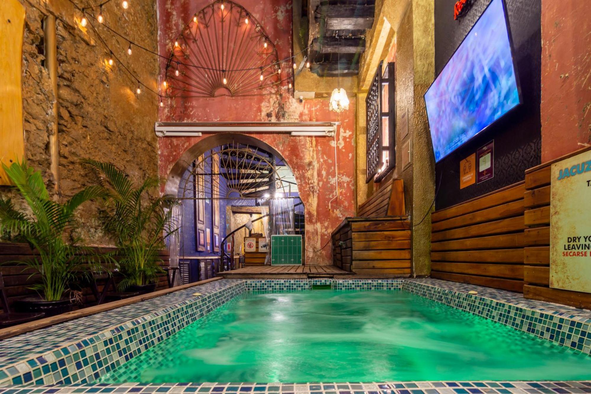 The Clock Hostel & Suites Cartagena ภายนอก รูปภาพ