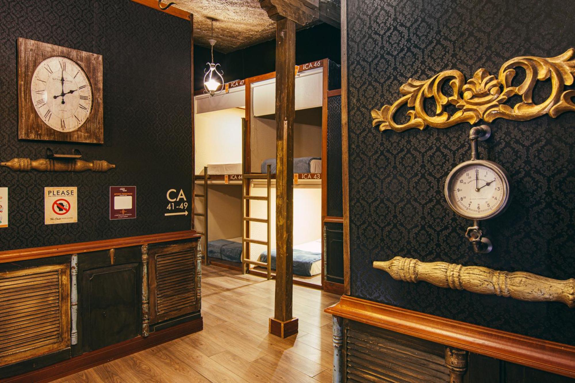 The Clock Hostel & Suites Cartagena ภายนอก รูปภาพ